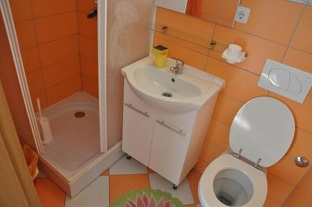 Apartments With A Parking Space Lopar, Rab - 16680 ภายนอก รูปภาพ