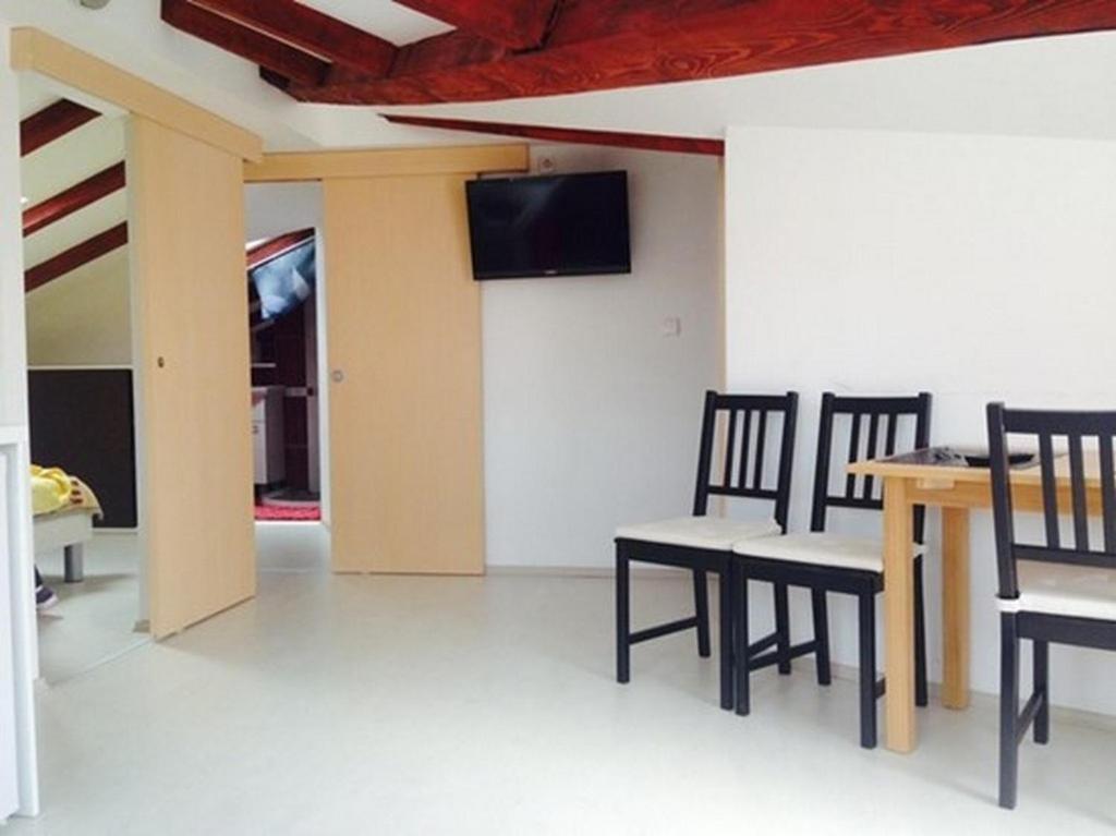 Apartments With A Parking Space Lopar, Rab - 16680 ห้อง รูปภาพ